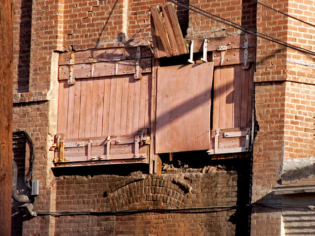 Alley View