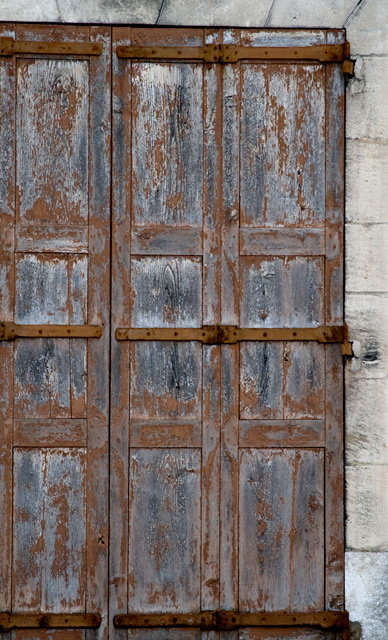 Old door found while lost