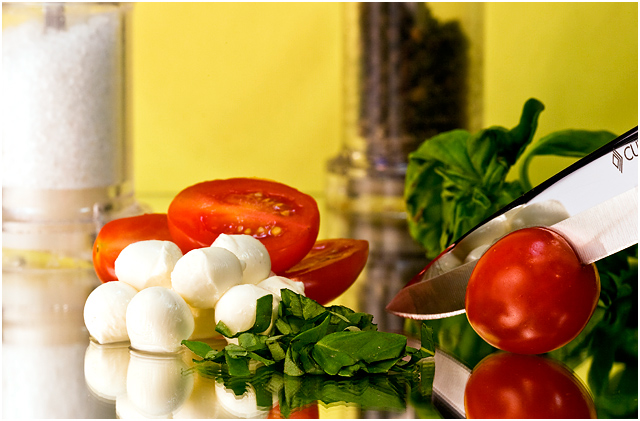 Tomato Salad with Mozzarella and Basil