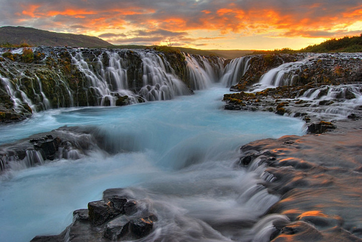 Daybreak at the falls