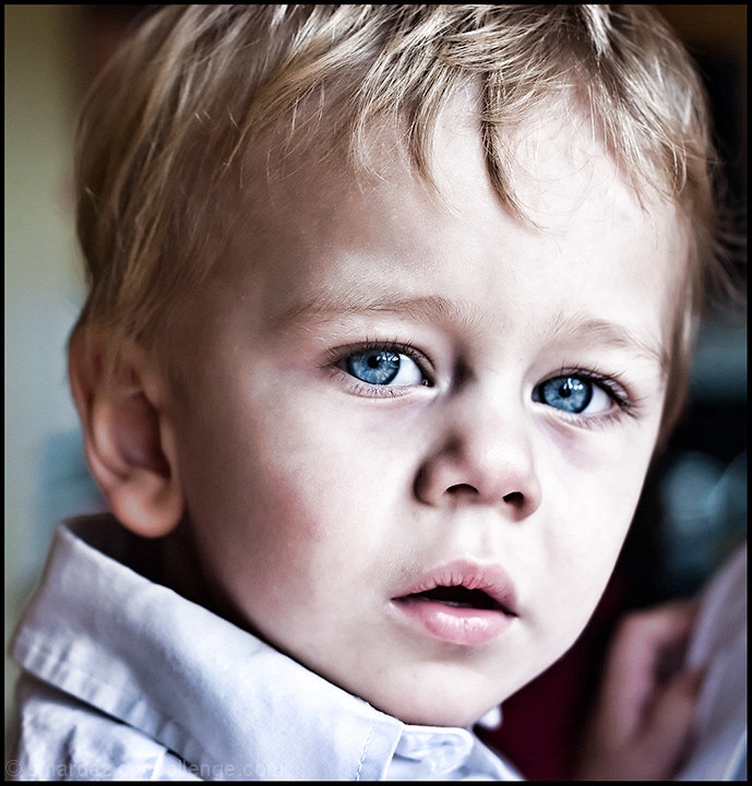 Monsieur Yeux Bleus