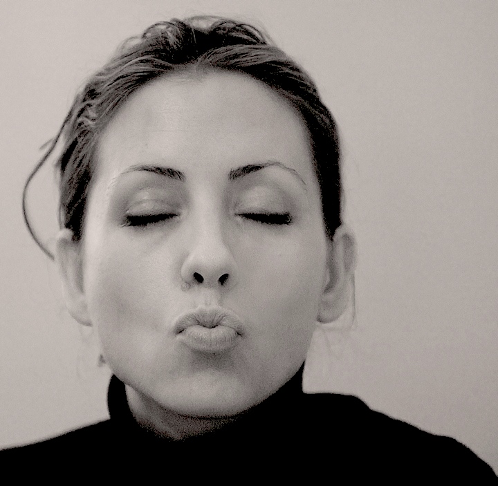 Kissy!