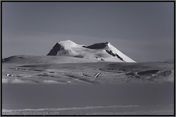 The three horned mountain