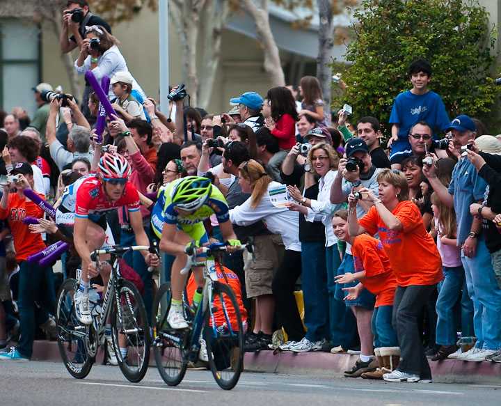 A brief moment of excitement for the crowd as the breakaway passes.