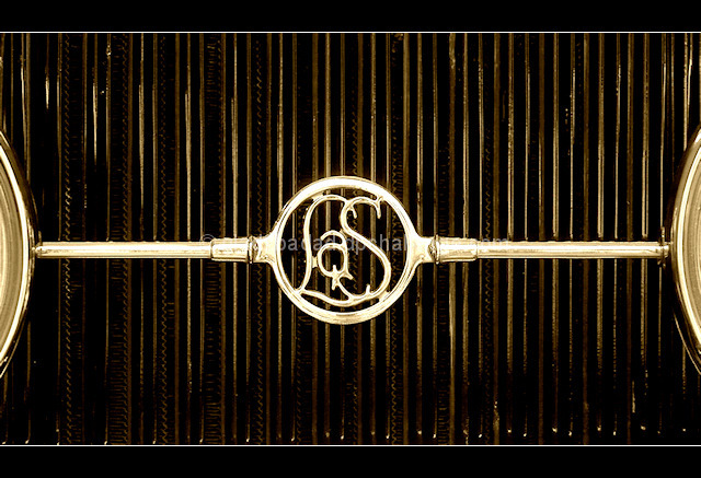 Abstract Grill