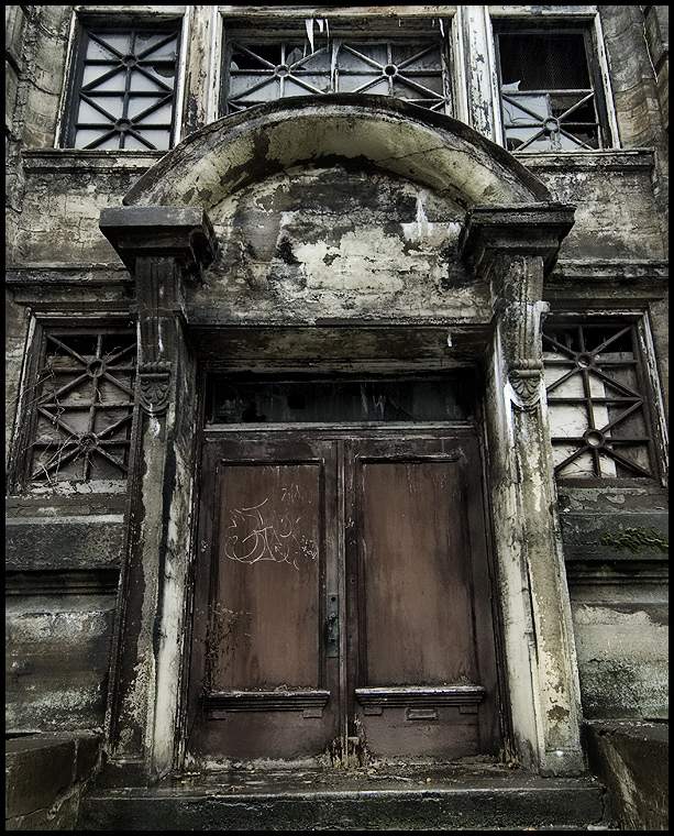 Robbins Door & Sash Co.