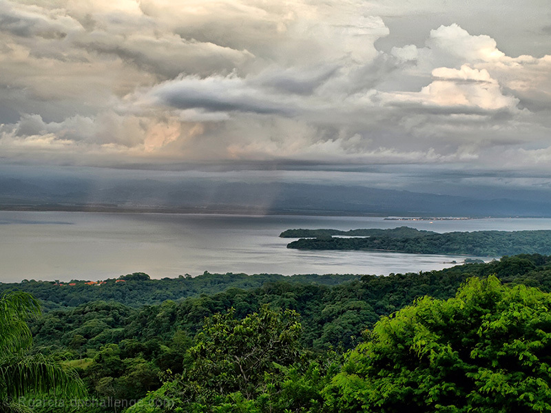 Rain pour approaching