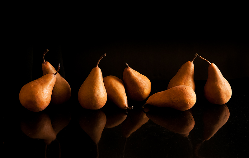 Pears on Black