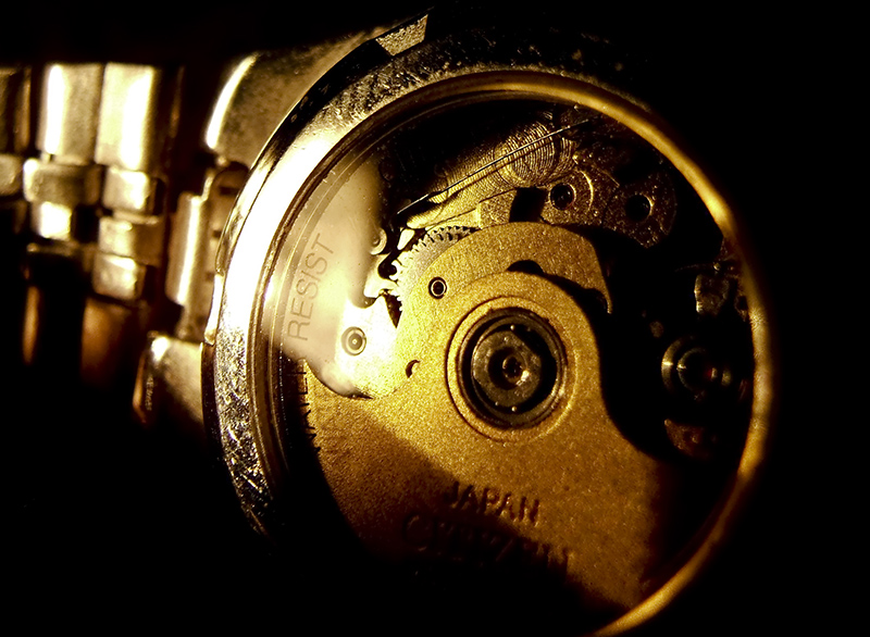 clockwork: intricate steel contruction