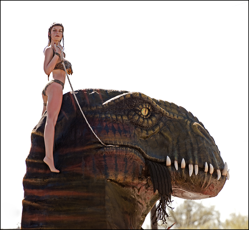 Bikini Girls on Dinosaur Planet