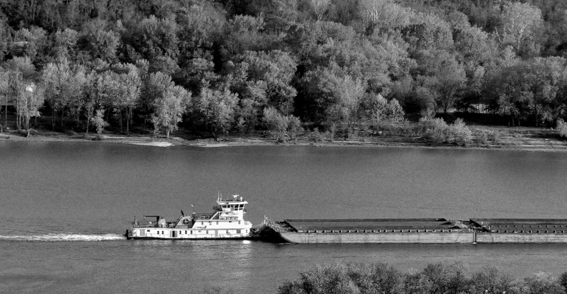 Tug on the Ohio River