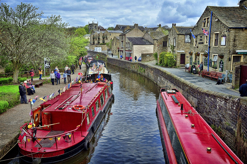 Red Boats