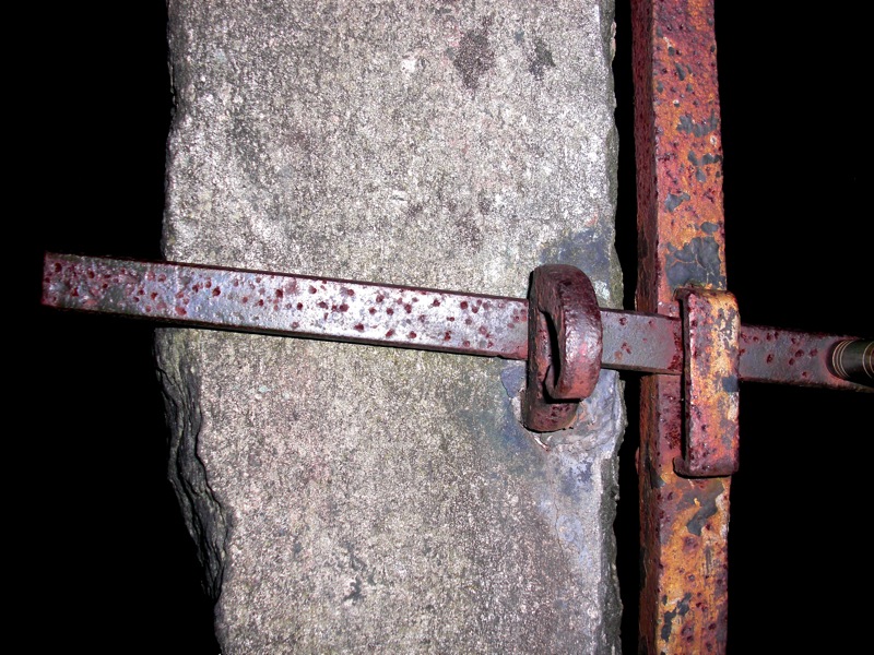 latch