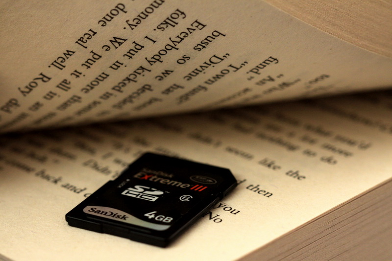 book vs e-book