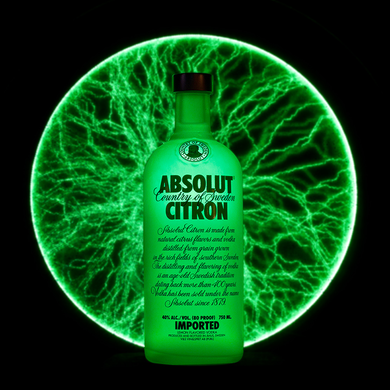 ABSOLUT GREEN.