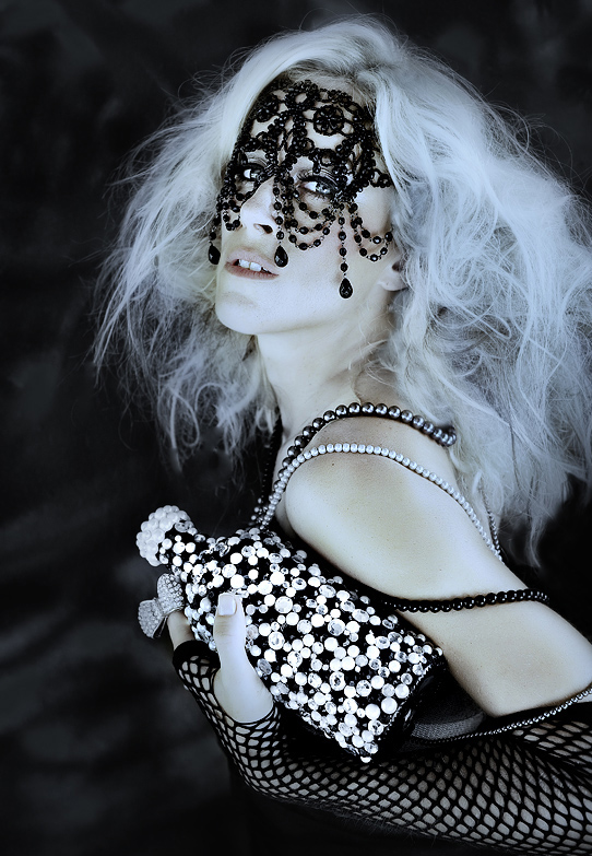 ABSOLUT GAGA