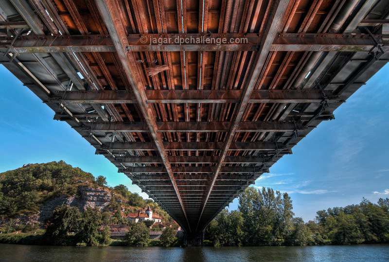 Underside Rust