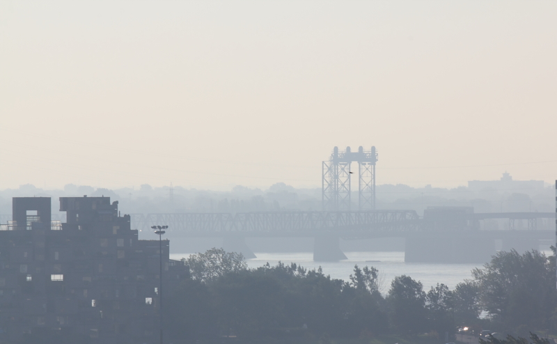 HEAT WAVE AND SMOG ALERT IN MONTREAL