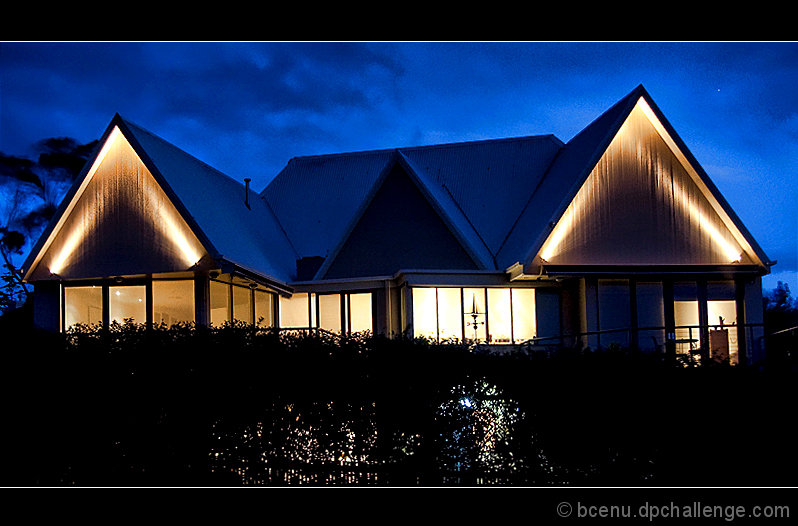 The House Behind the Hedge