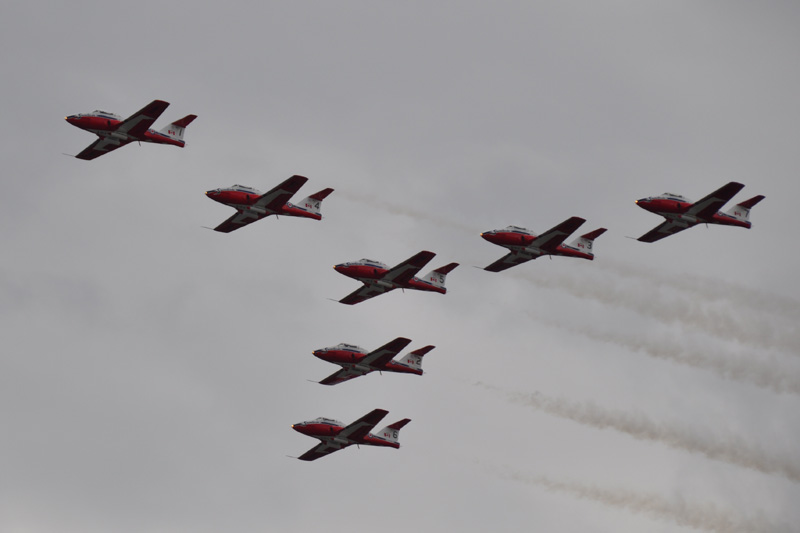 Snowbirds:  Vulcan Formation - Connect each edge corner plane to form the triangle.