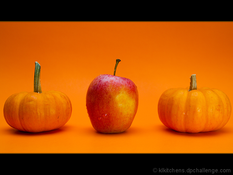 apple in orange