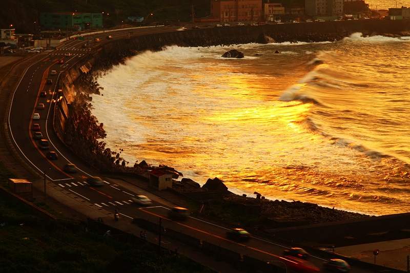 Golden Wave