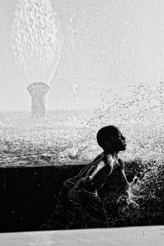 Fountain play