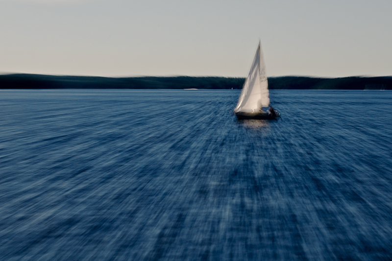 Sur le lac bleu