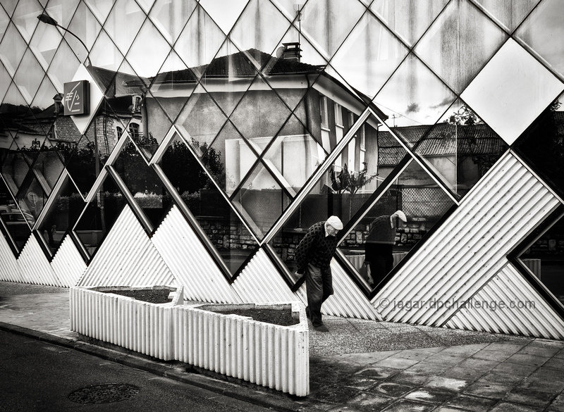 kyphotic Reflections