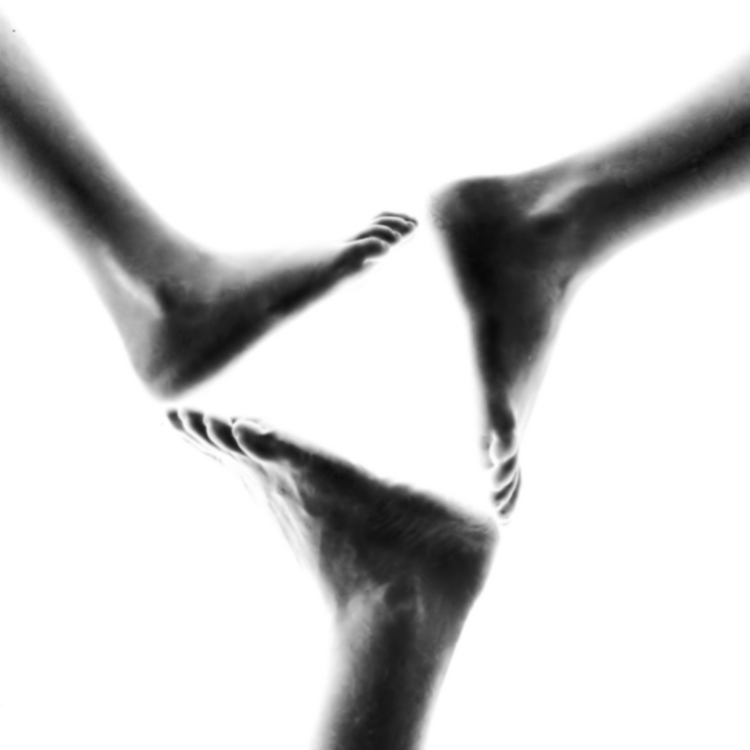 At the right angle, a circle of right ankles equals a triangle, right?