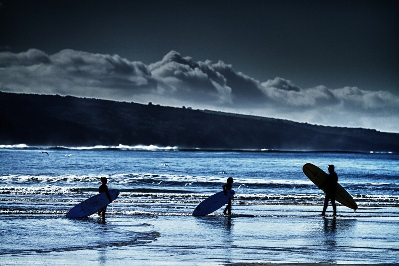 winter surf lessons