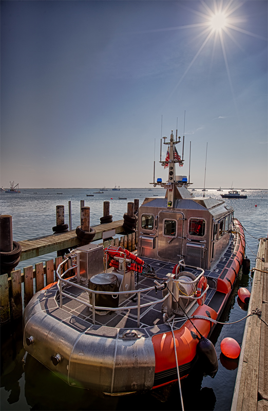 Rescue Tech : USCG 42' Near-Shore Lifeboat