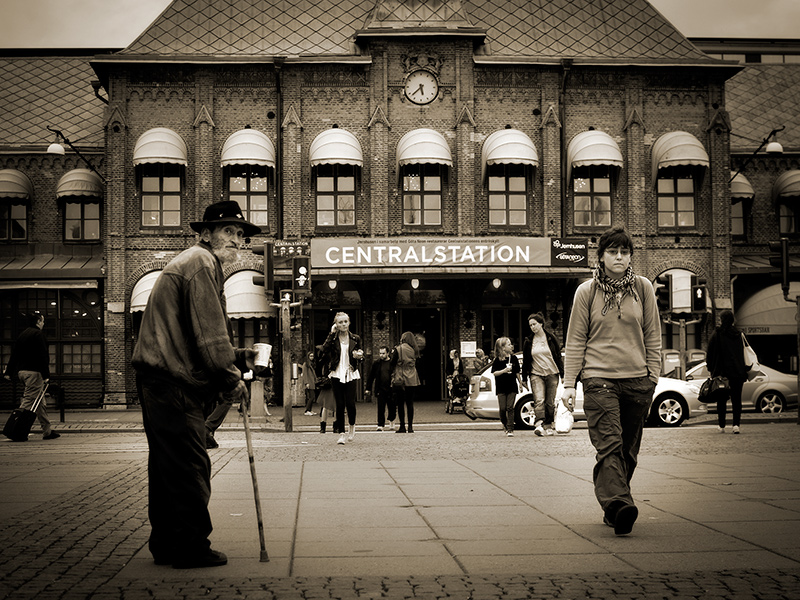 Life around The Central Station 