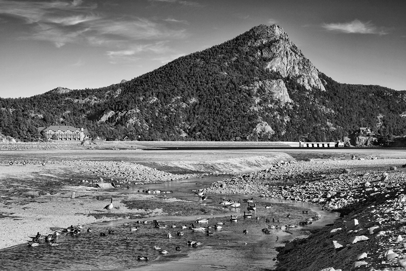 Water Level Drops to Record Low