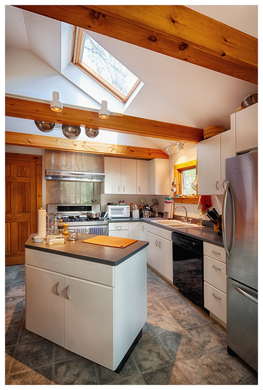 Airy, Open-Plan Gourmet Kitchen