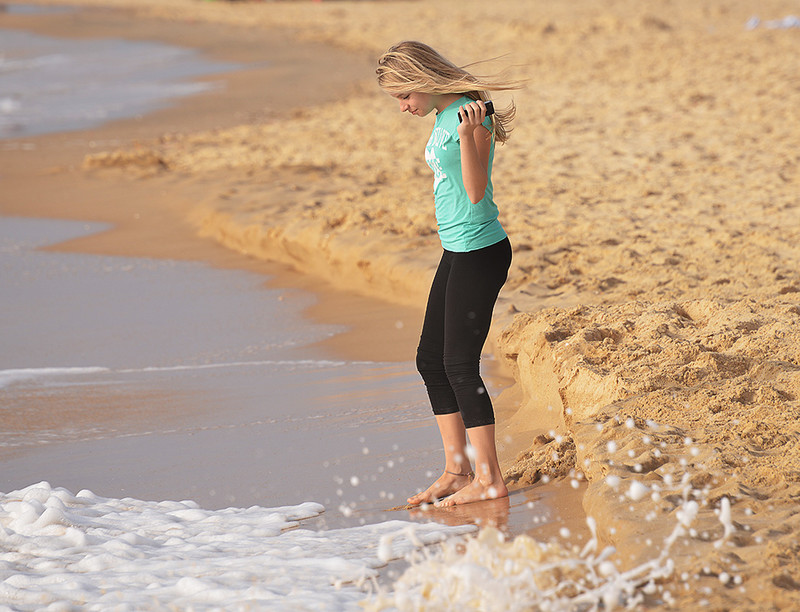 girl at the sea