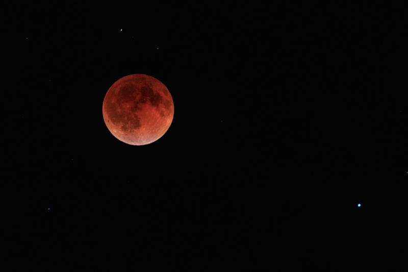 The Lunar Eclipse at 1:47am