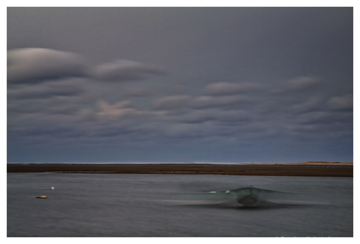 The Skiff that Danced in the Winter Wind