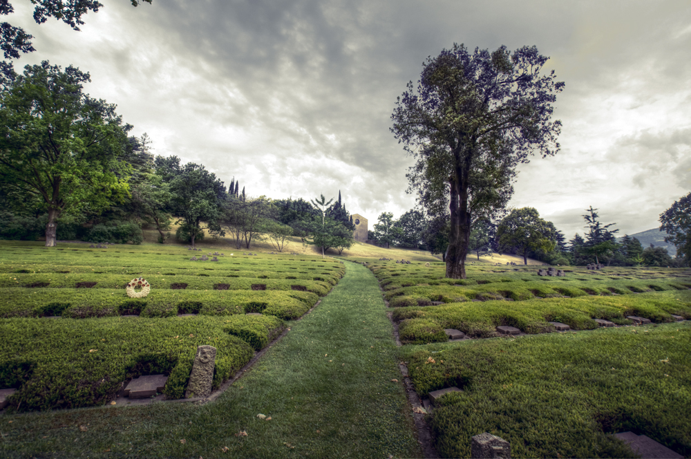 German war cemetery - Garda lake