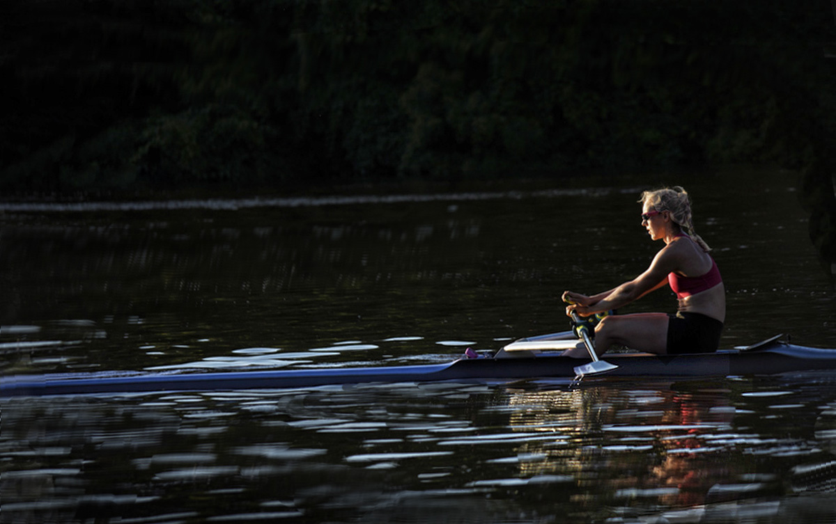 Scull and Light