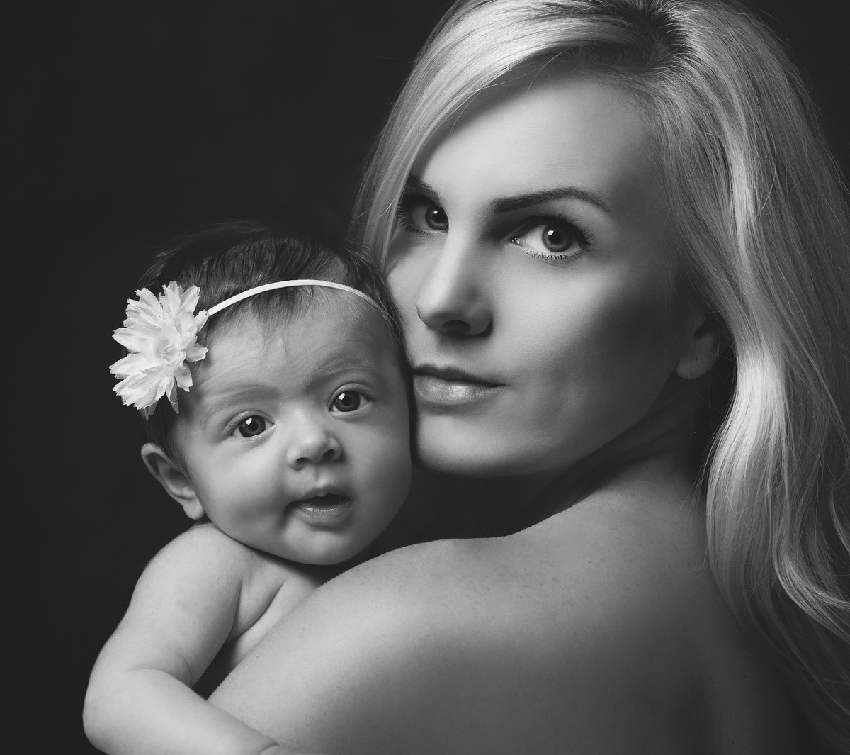  Mother & Daughter