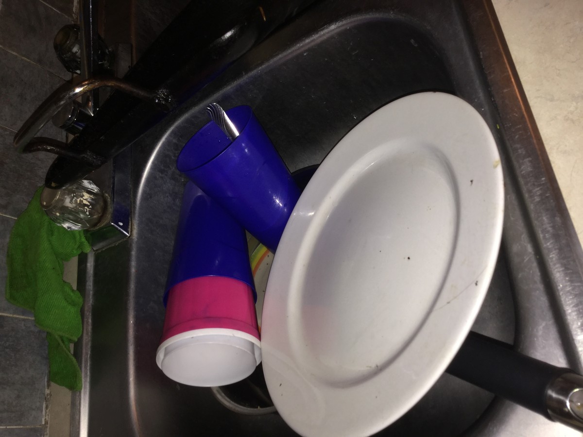 The unwashed dishes