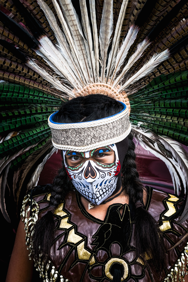 Bailando con los Muertos (Dancing with the Dead)