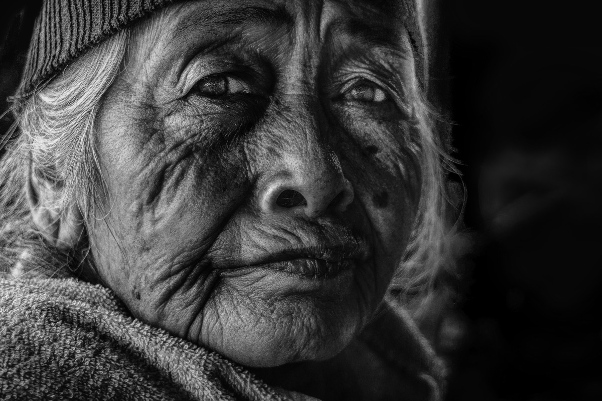 old woman-2