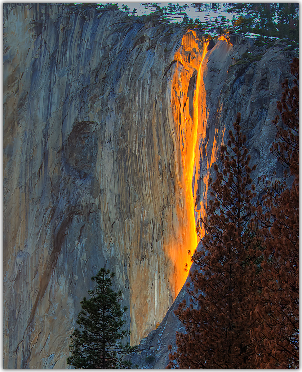 Horsetail Fall Fire Show