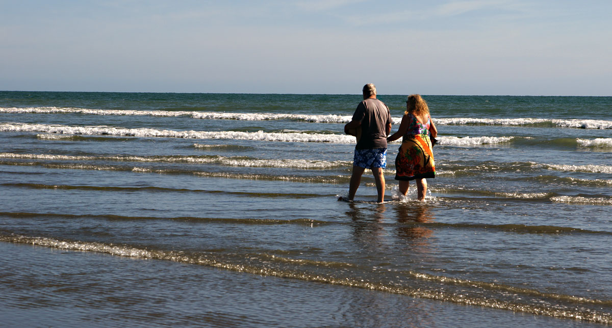 Breaker  Lines ...A walk in the sea with the one you love, Delightful......