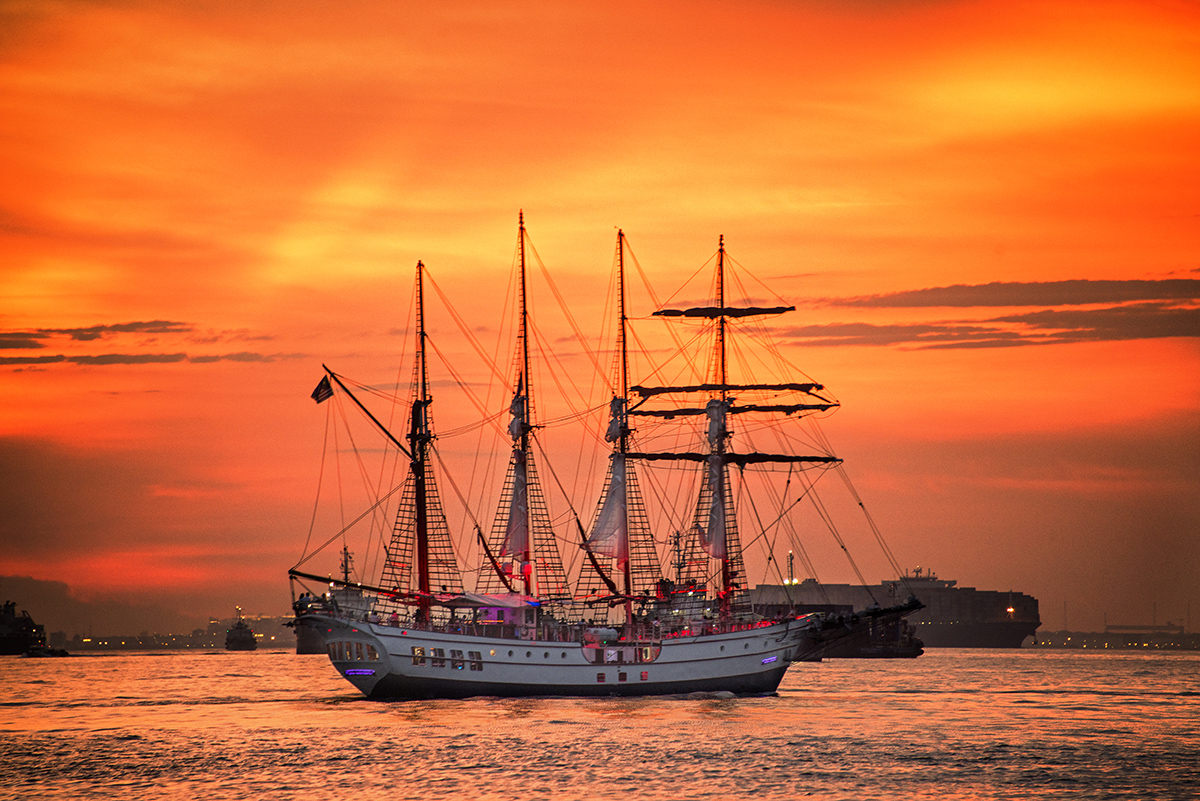 Sunset Sail 