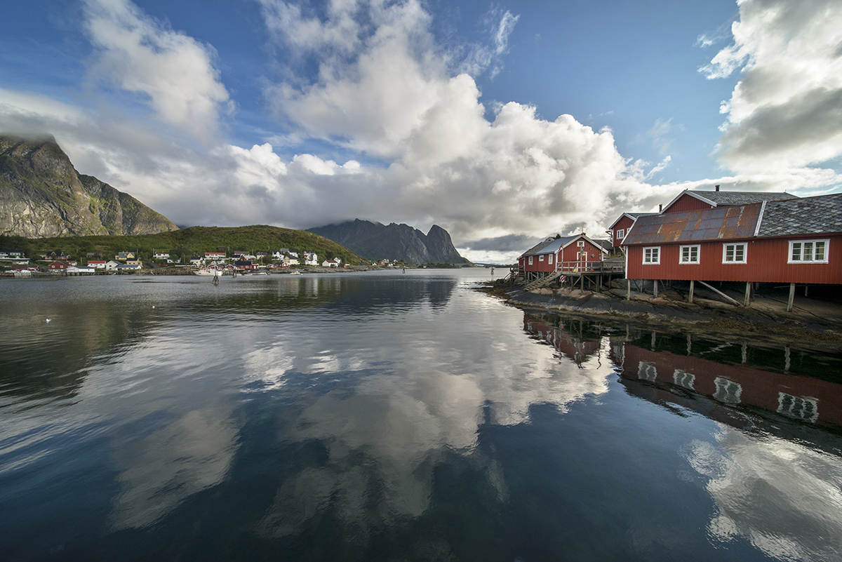 Reflections over Reinevagen