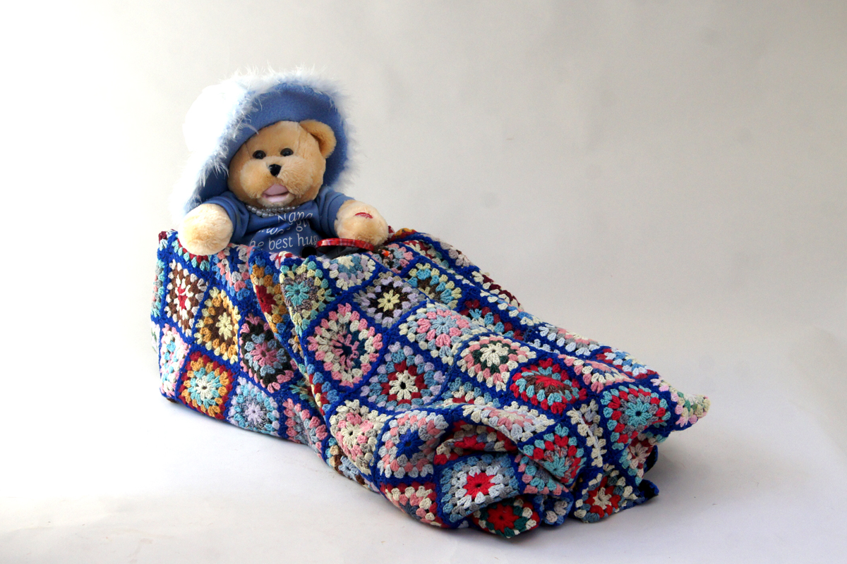 my Merino Woolie wrap is wonderfully warm....             
