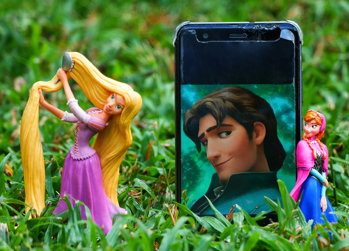 And while Rapunzel was off brushing her hair, Anna made her move...